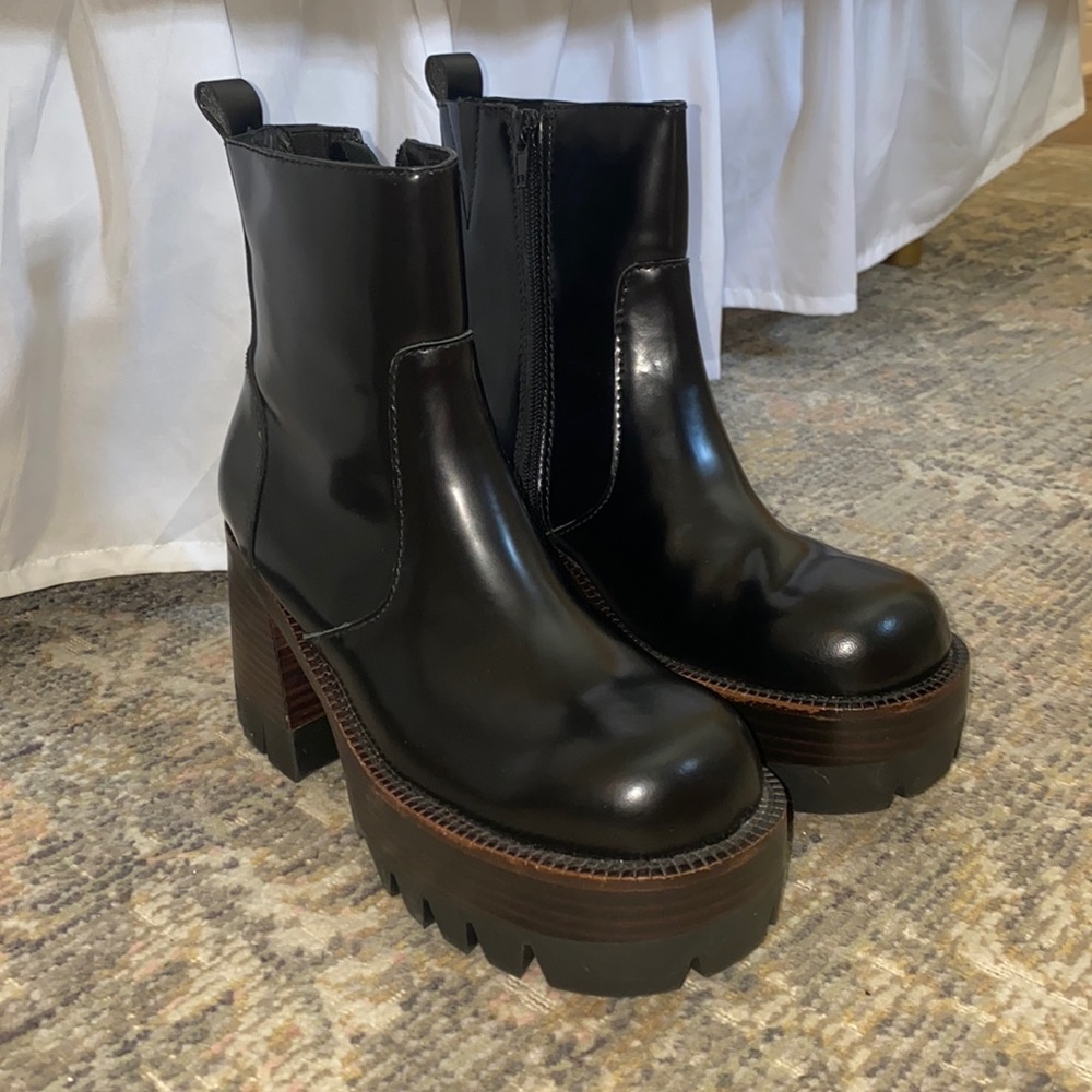 Jeffrey Campbell chunky black platform boots